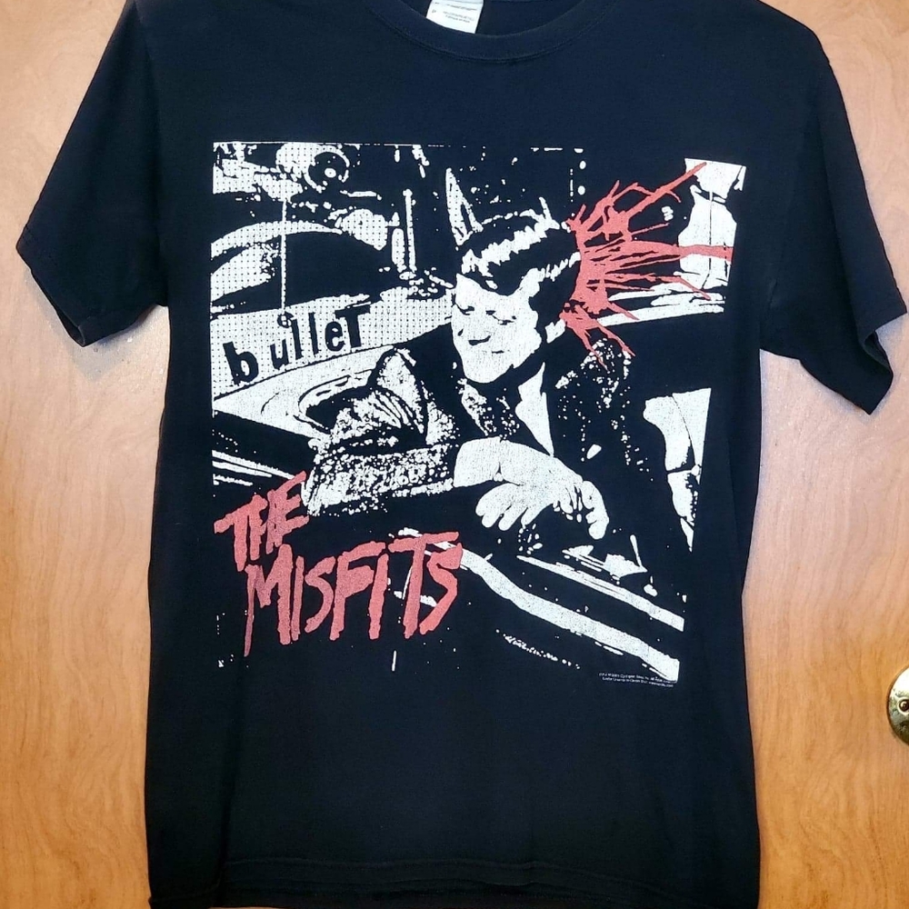 2001 Misfits Bullet vintage band tee.